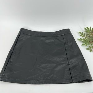 Foux leather skirt large black
